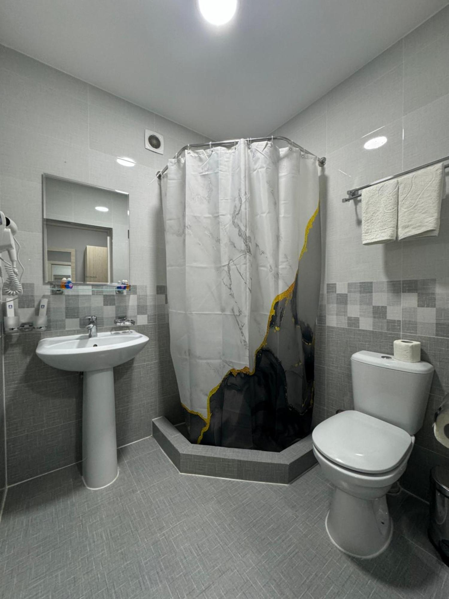 South Hotel Tashkent Ngoại thất bức ảnh